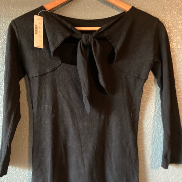 J.Crew Casual Black Shirt with Bow Accent on Back - Picture 2 of 4